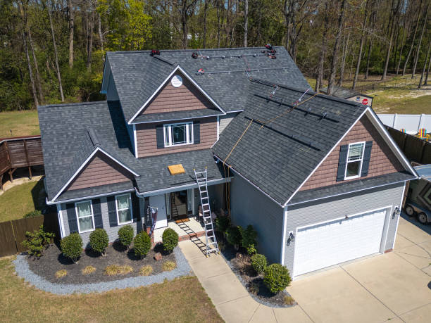 Best Roof Moss and Algae Removal  in North Bonneville, WA